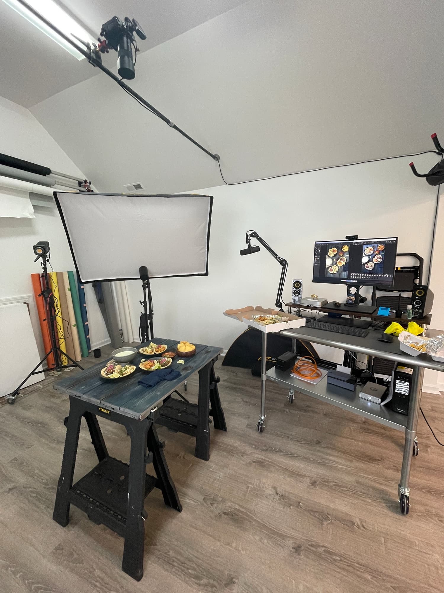 Behind the scenes — image 1