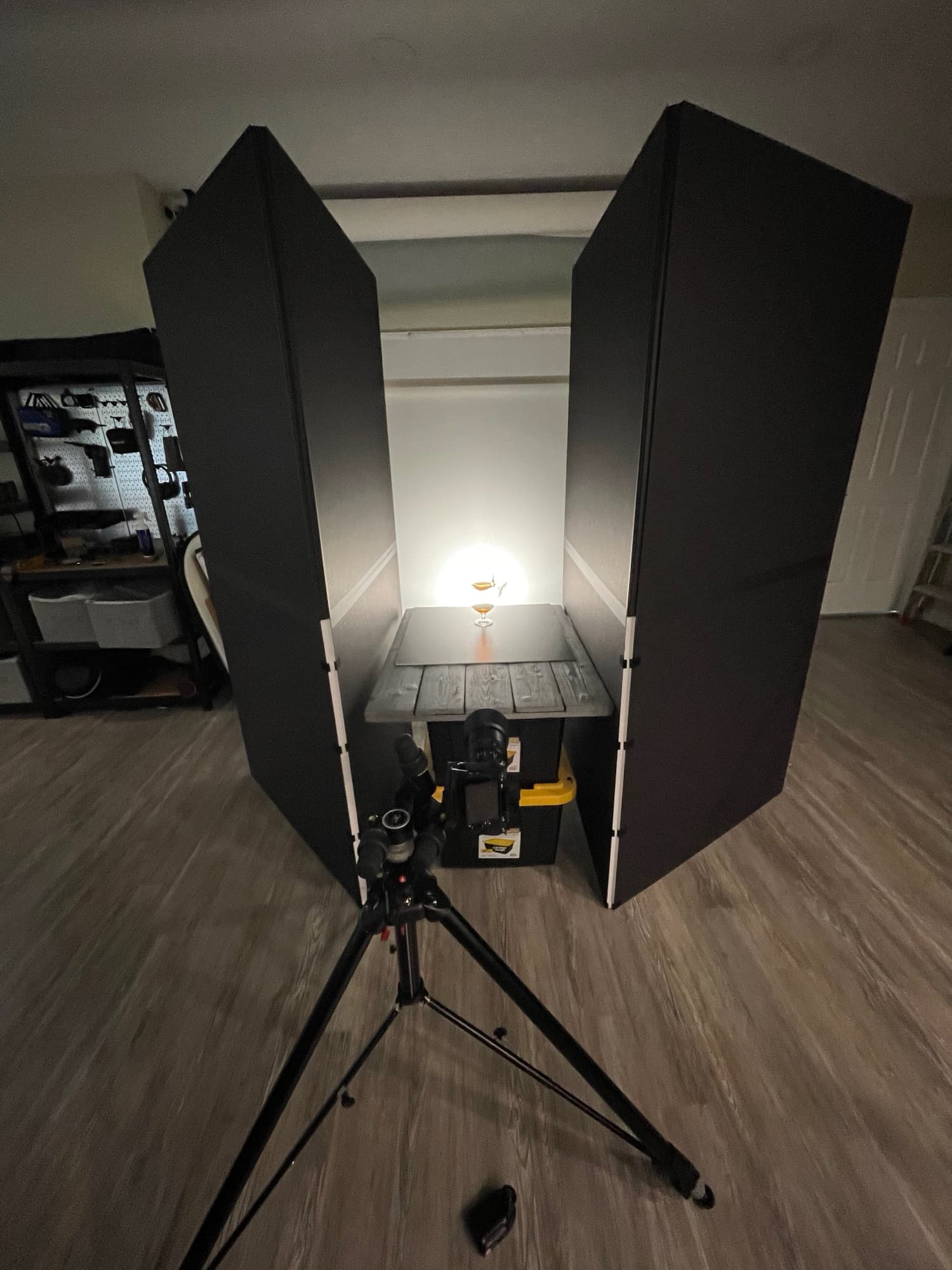 Behind the scenes — image 7