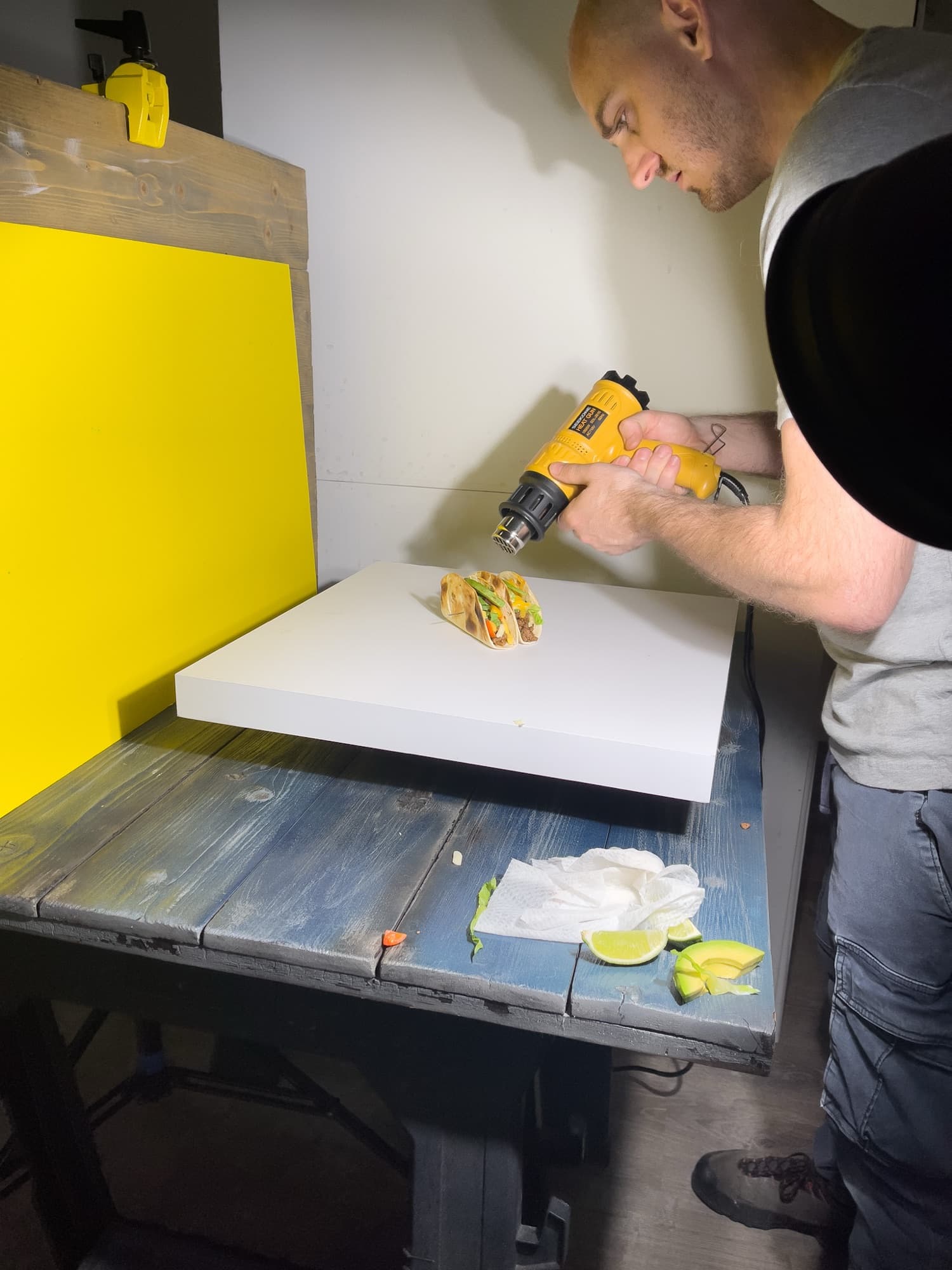 Behind the scenes — image 12