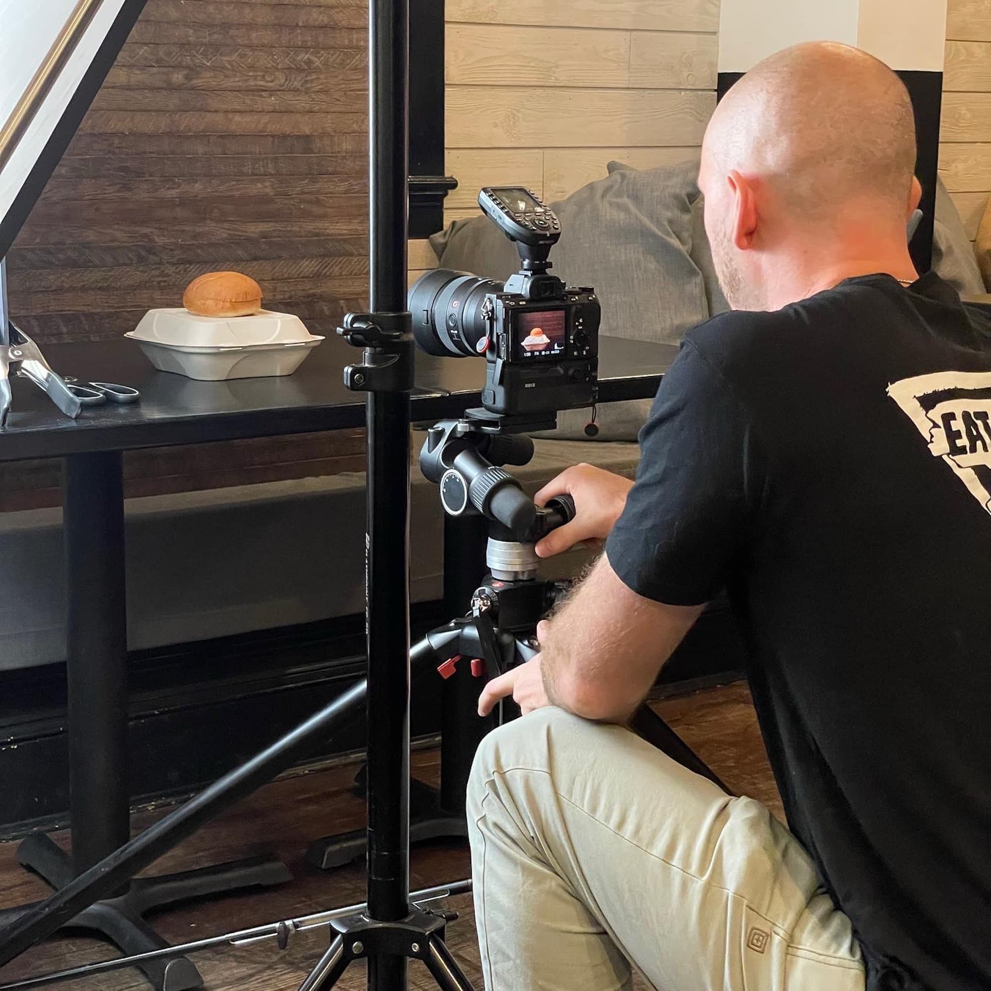 Behind the scenes — image 16